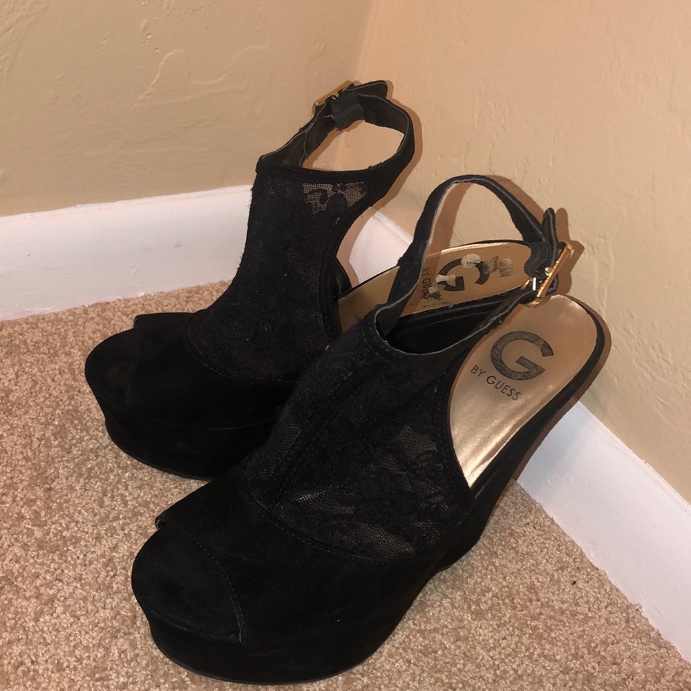 Guess size 7.5 wedges
